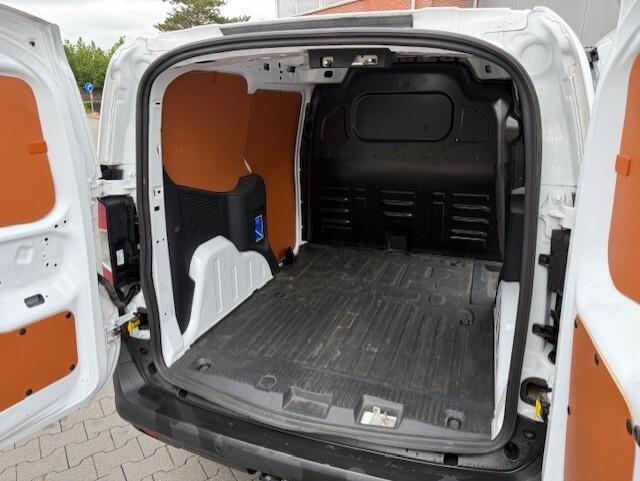 Ford Transit Courier Limited | € 2.000 Overnamebonus foto 8