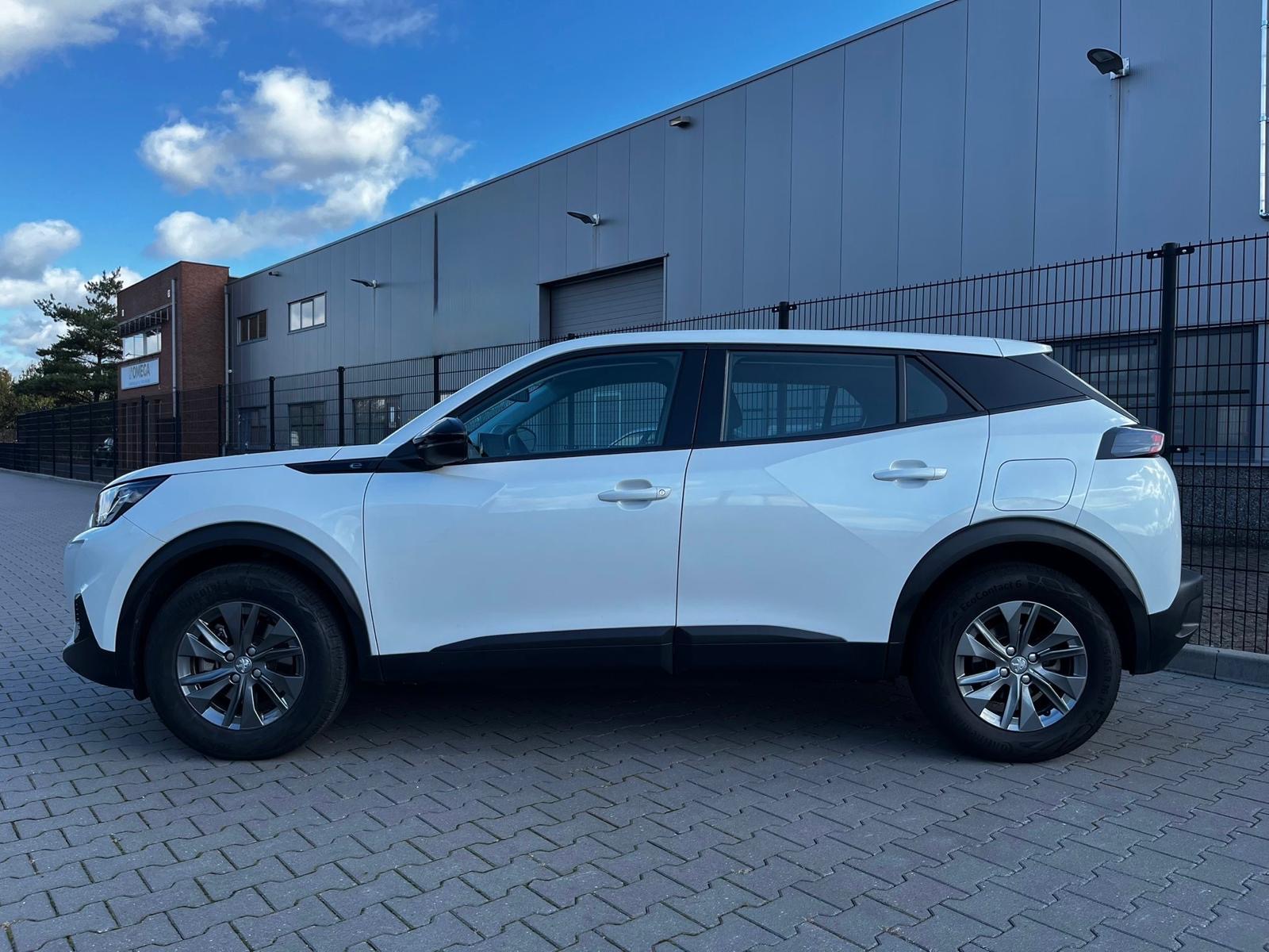 Peugeot e-2008 100kW/ 50kWh Active Pack foto 5
