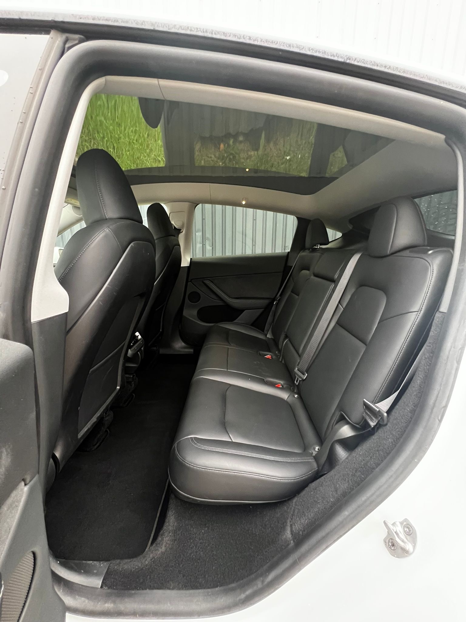 Tesla Model Y AWD Dual Motor Long Range  foto 7