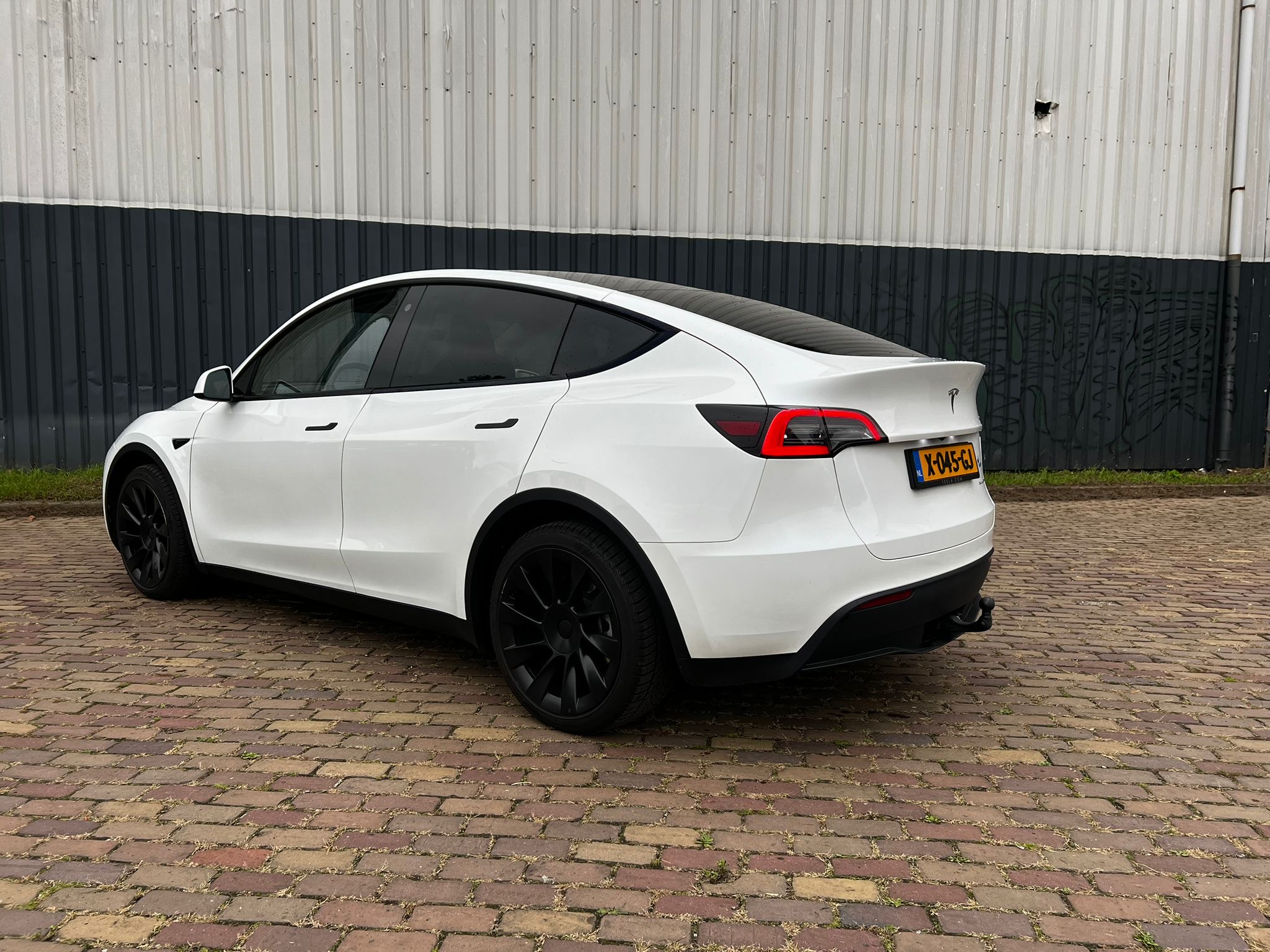 Tesla Model Y AWD Dual Motor Long Range  foto 2