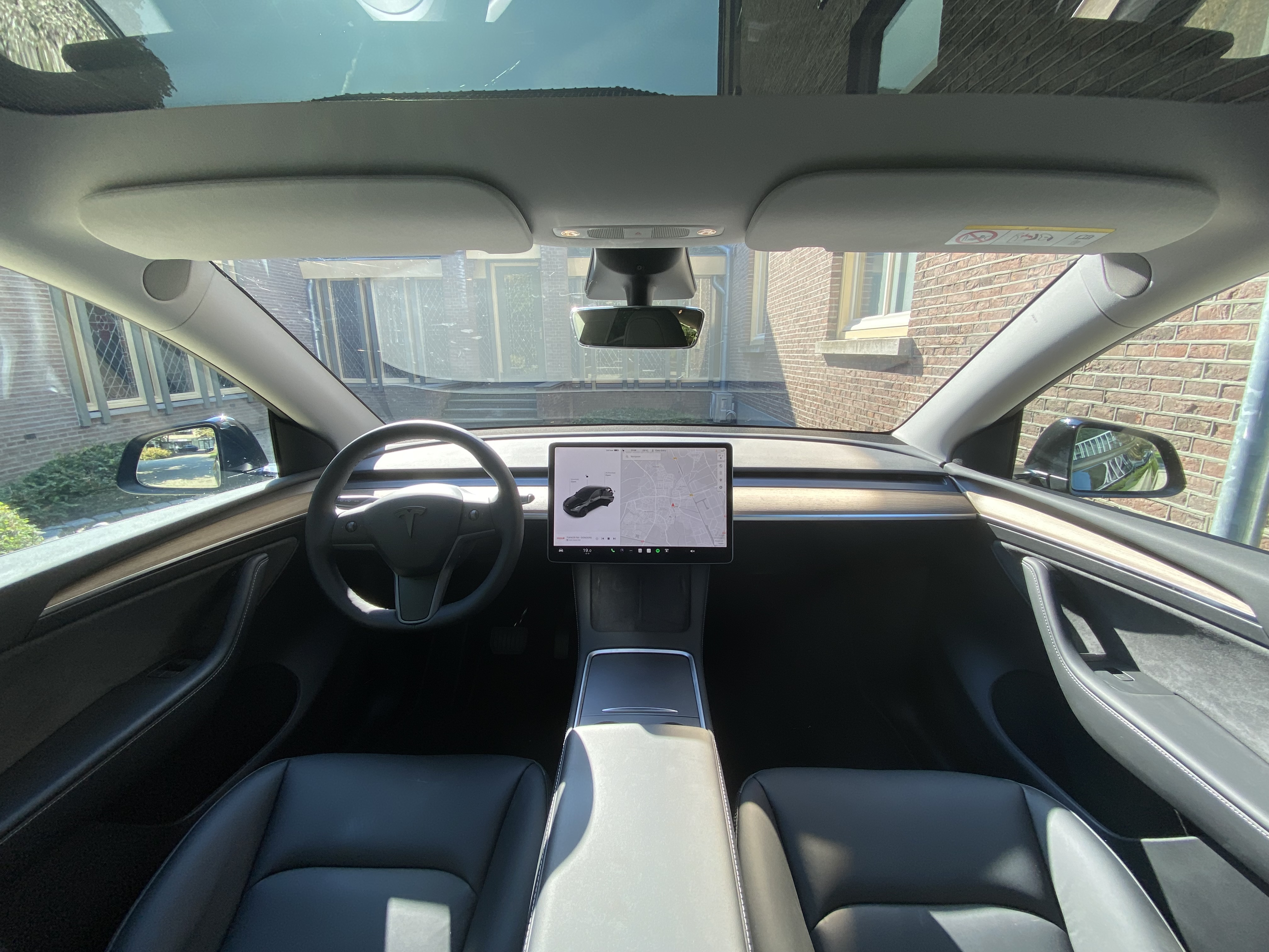 Tesla model Y RWD foto 6