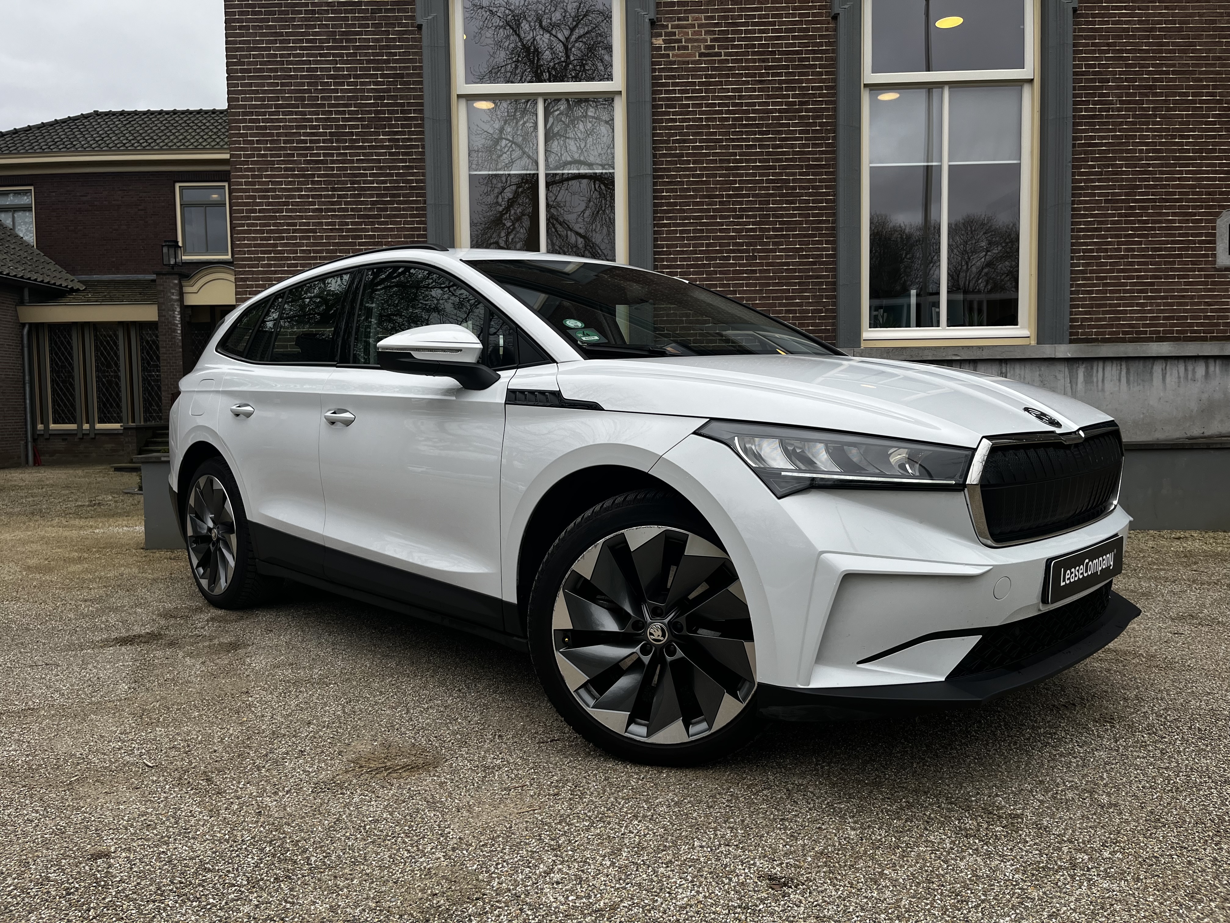 Skoda Enyaq iV 60 foto 1