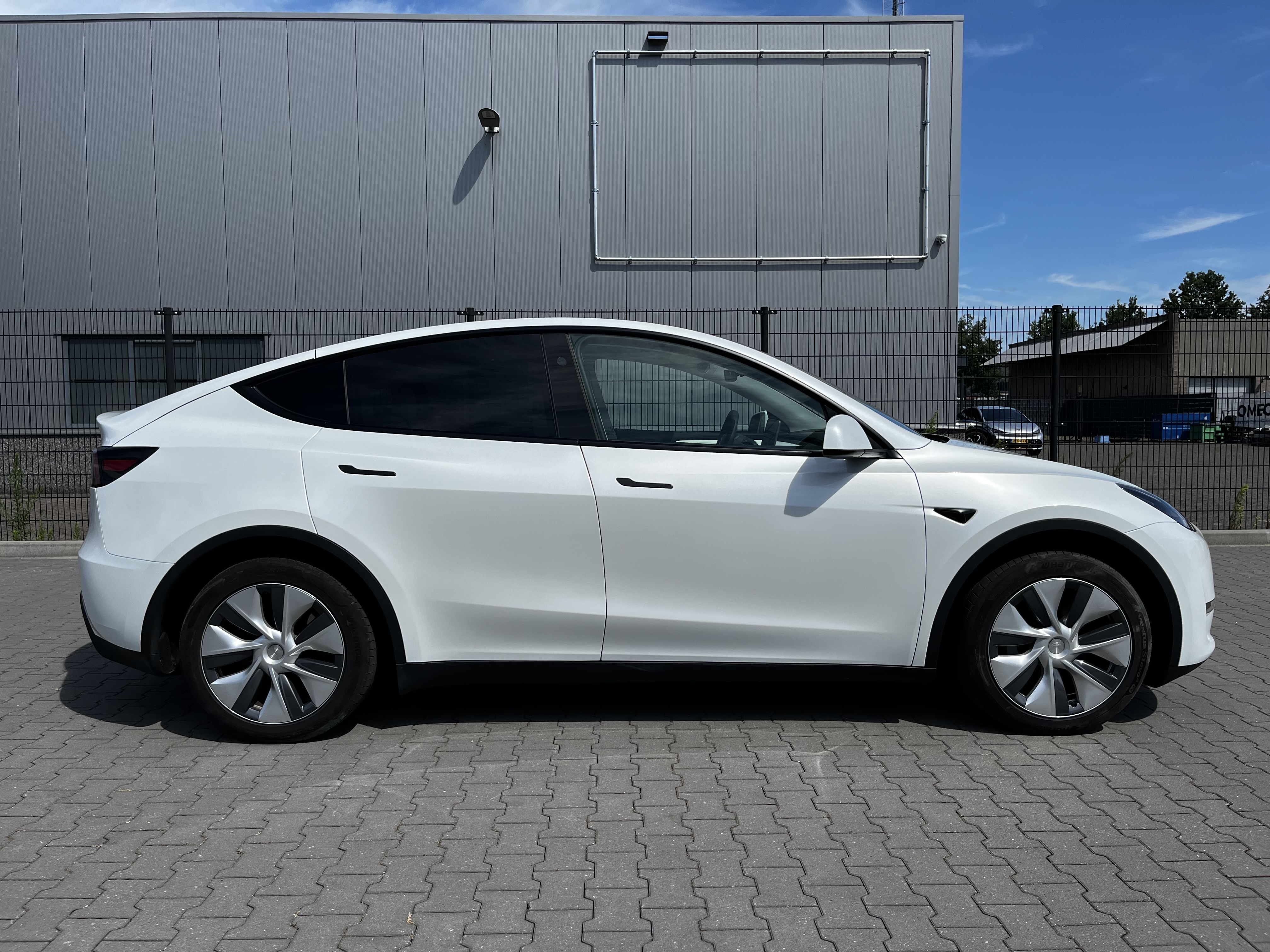 Tesla model Y Long range Dual Motor AWD foto 5