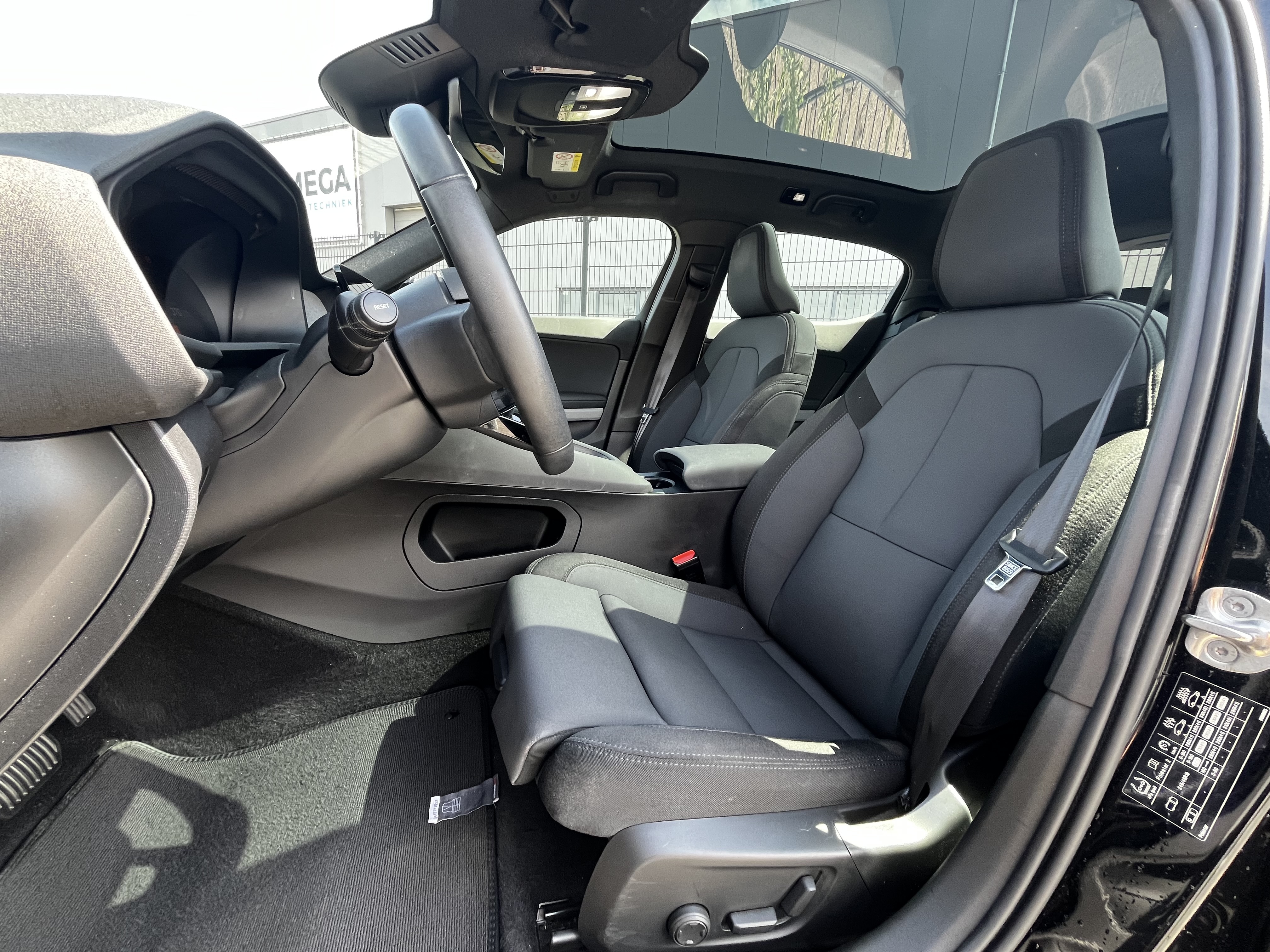 Polestar 2 170kW/ 78kWh Single motor Long Range foto 6