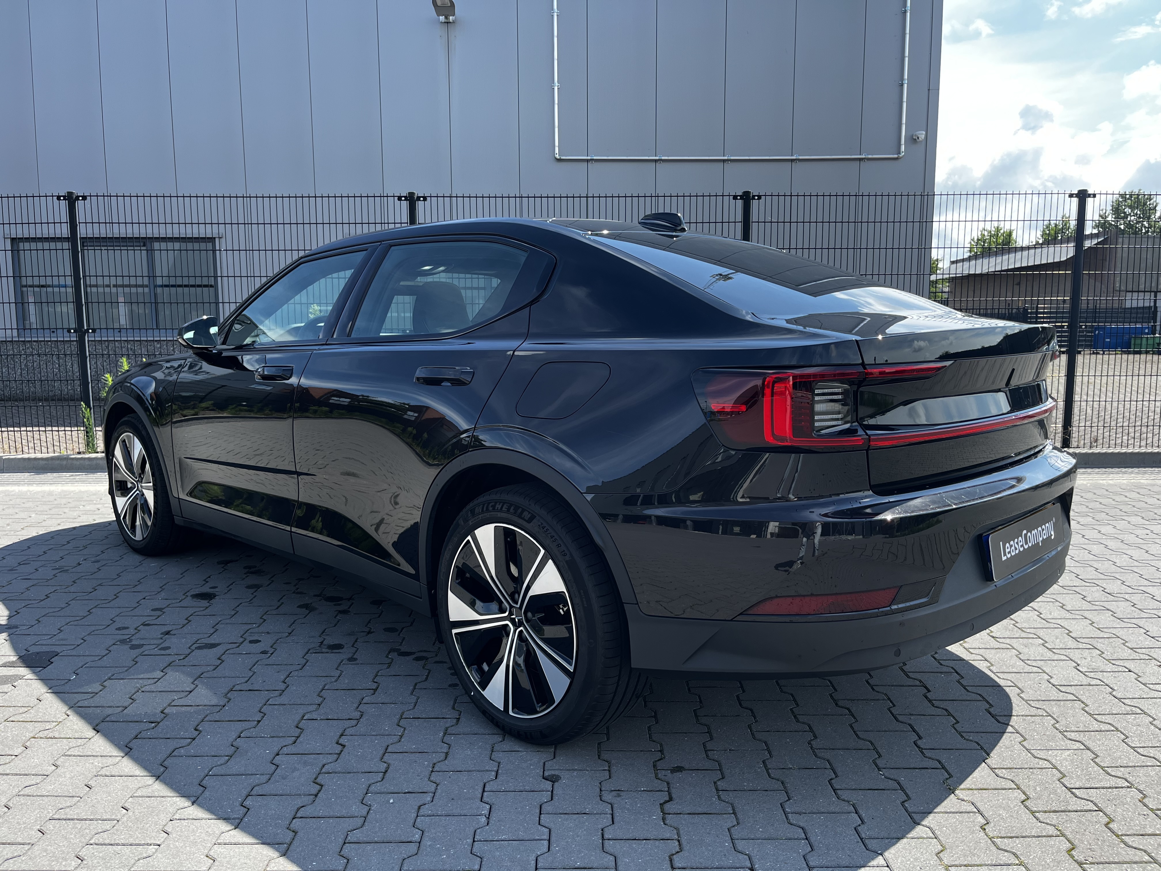 Polestar 2 170kW/ 78kWh Single motor Long Range foto 3