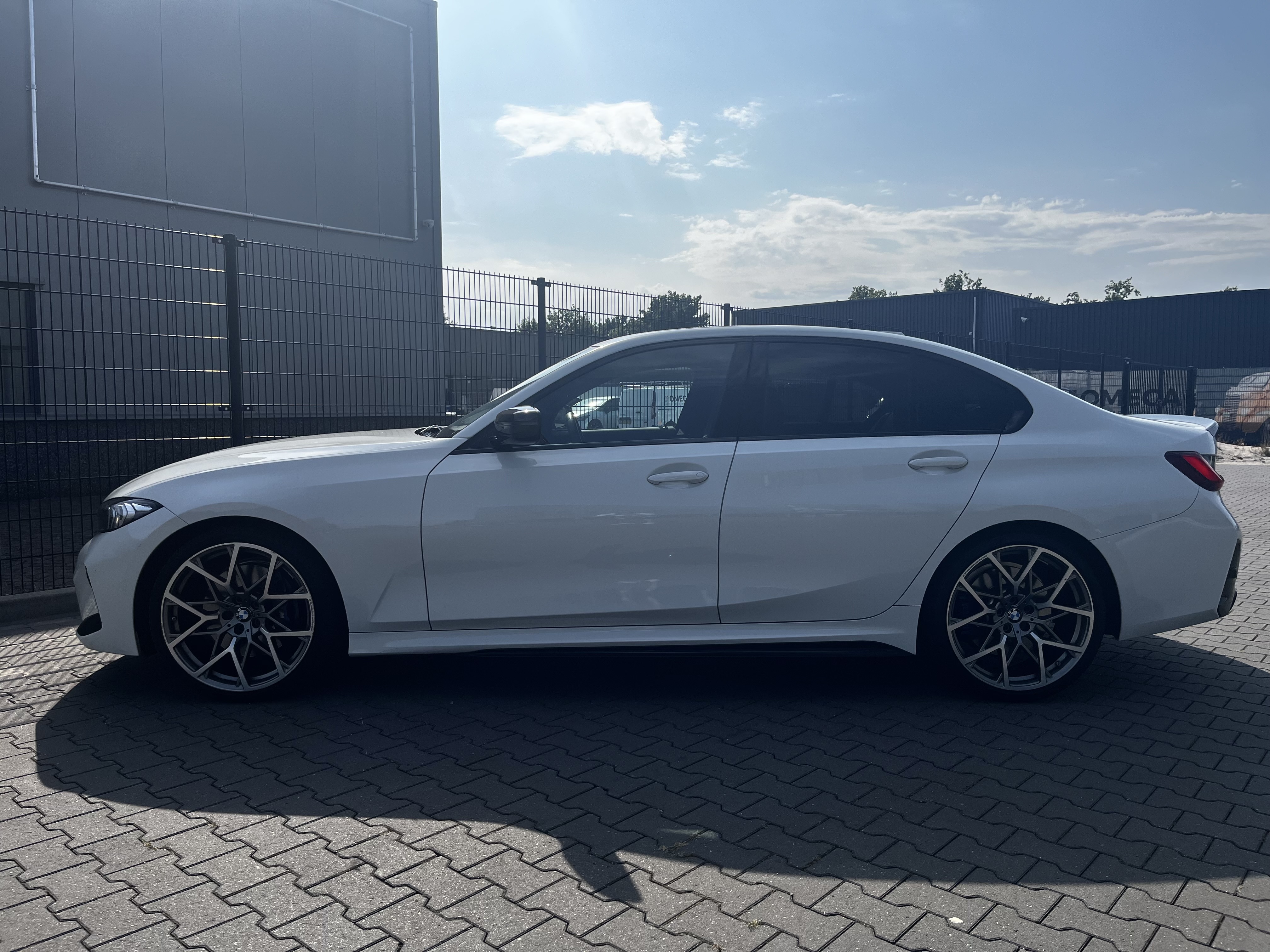BMW 330IA 180KW foto 4