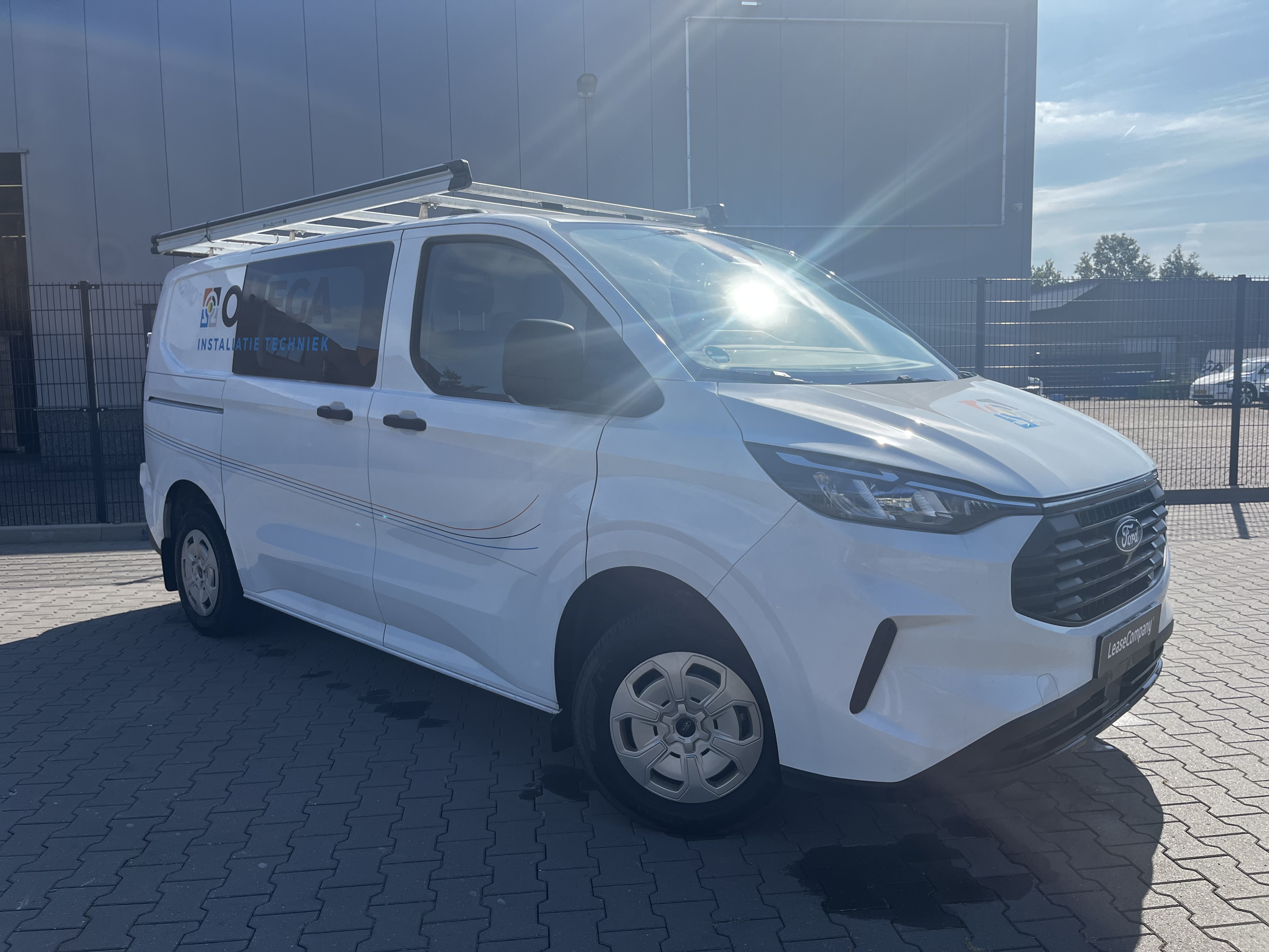 Ford Transit Custom 300 2.0 TREND L1H1 GB foto 1