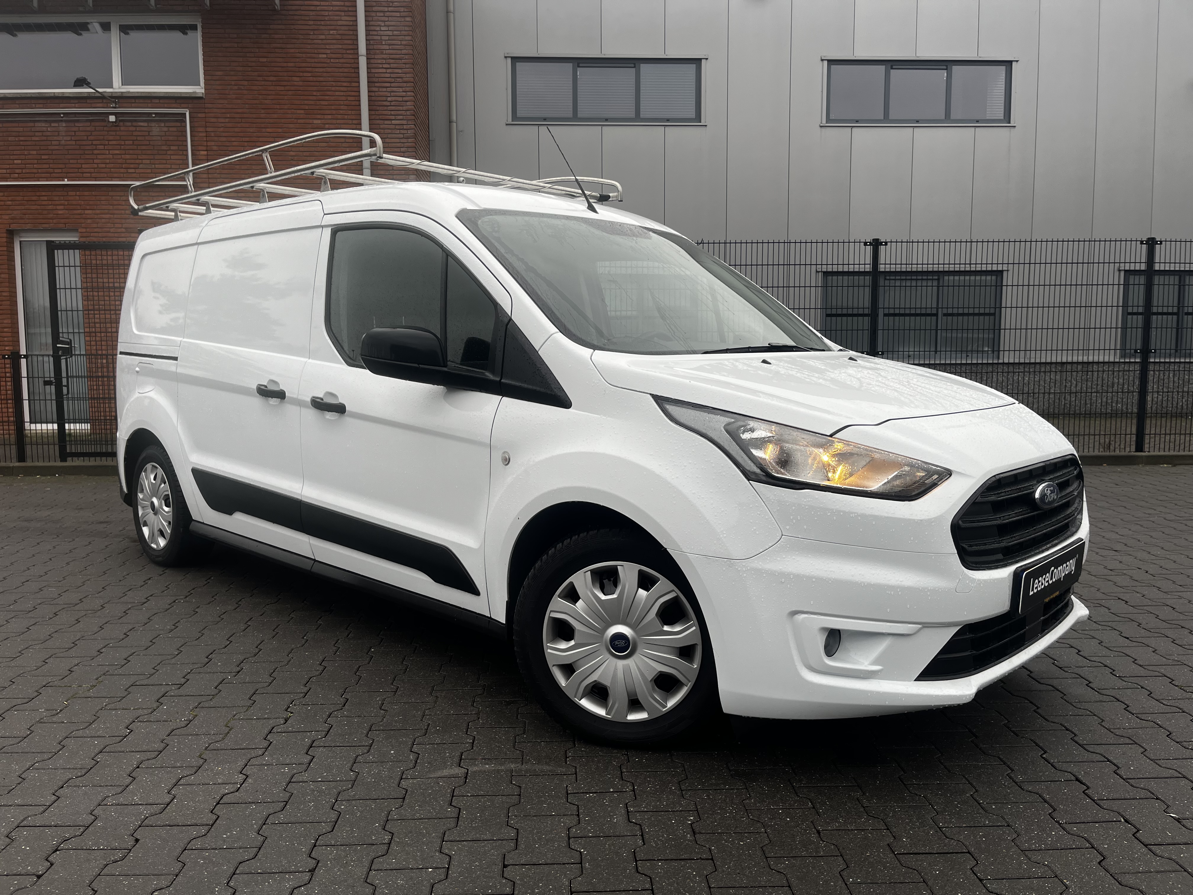 3x Ford Transit Connect  1.5 74kW Trend L2 GB foto 2