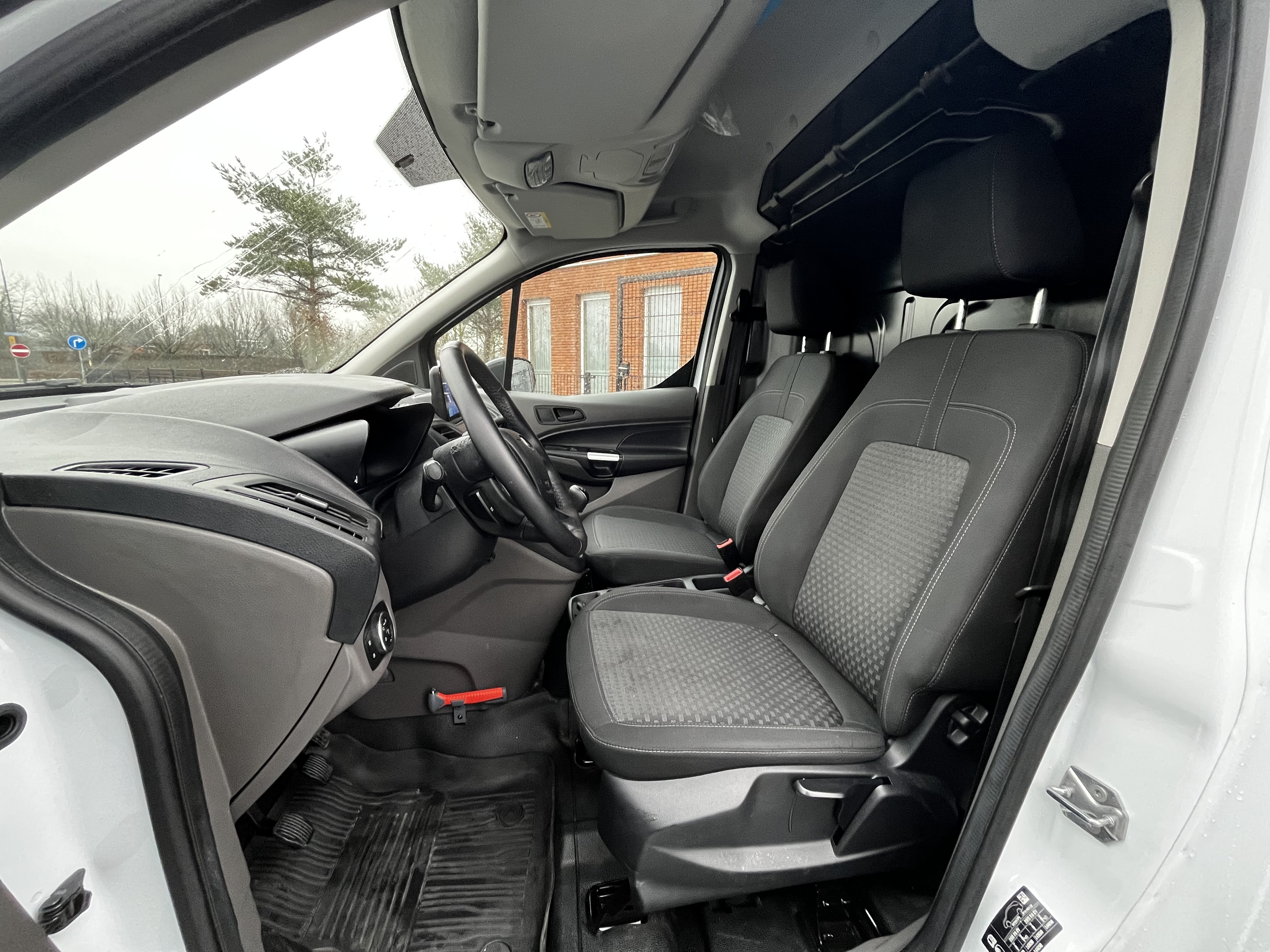 3x Ford Transit Connect  1.5 74kW Trend L2 GB foto 6