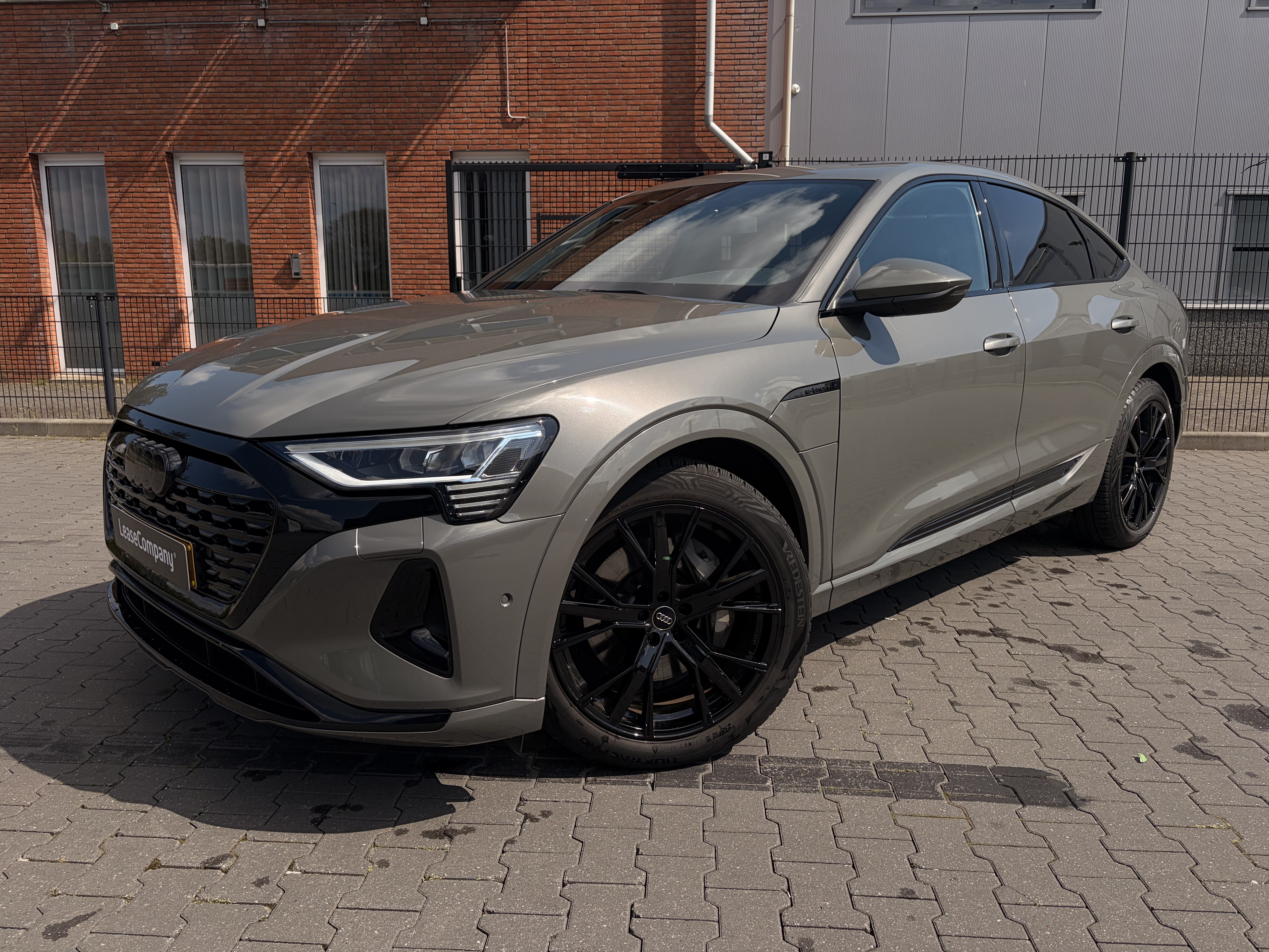 Audi Q8 Sportback e-tron 95kWh 50 Advanced Edition quattro hoofdafbeelding
