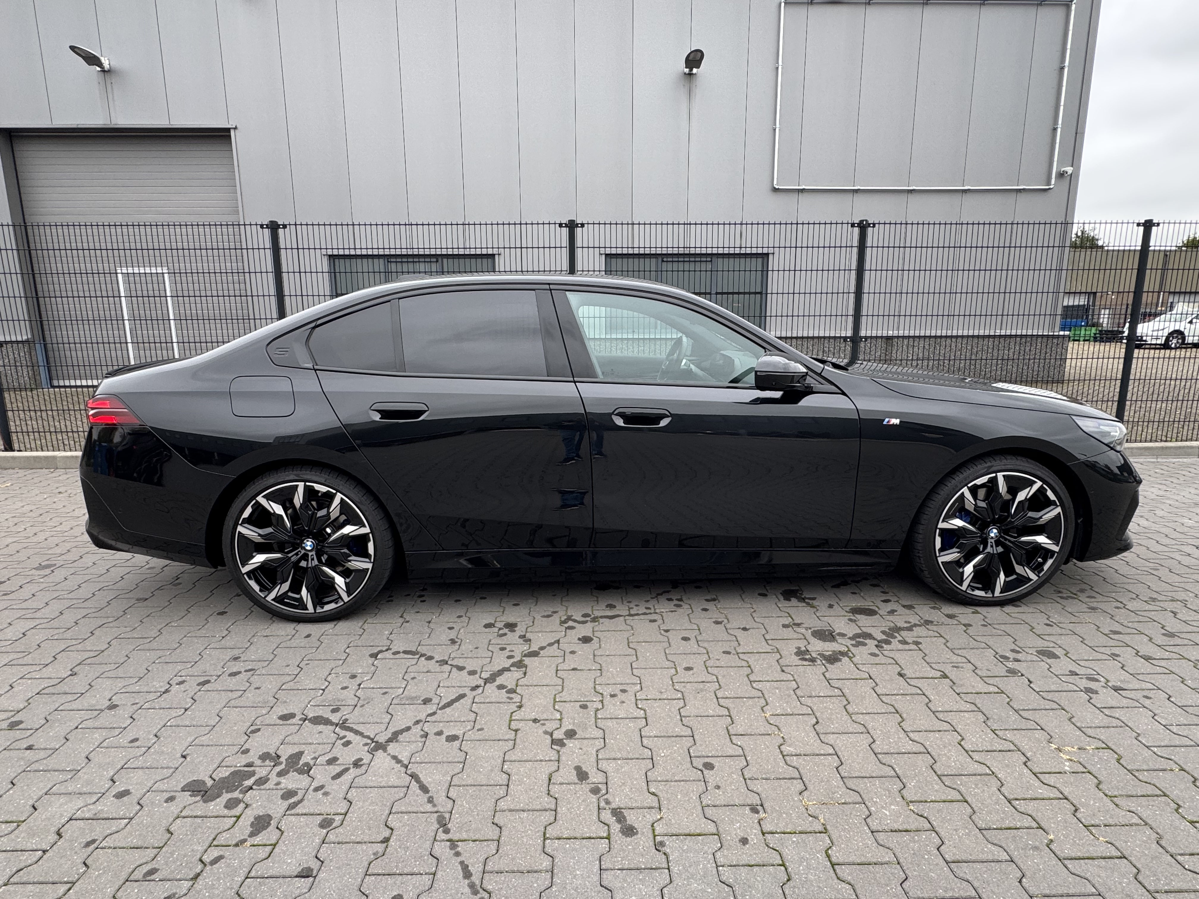 BMW I5 eDrive 40 250kW M SPORT EDITION foto 3