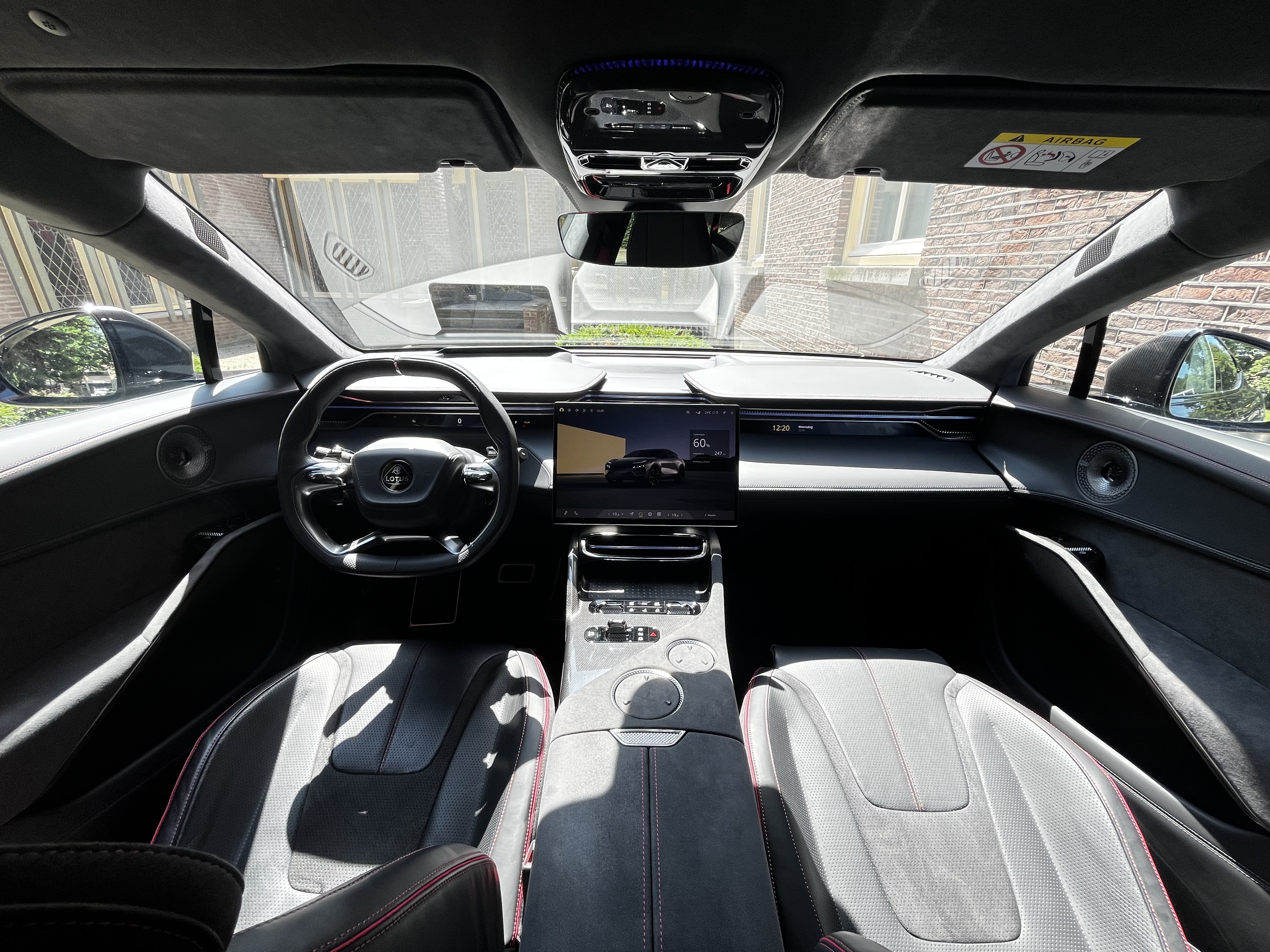 Lotus Eletre EDS 675 R auto 4WD foto 6