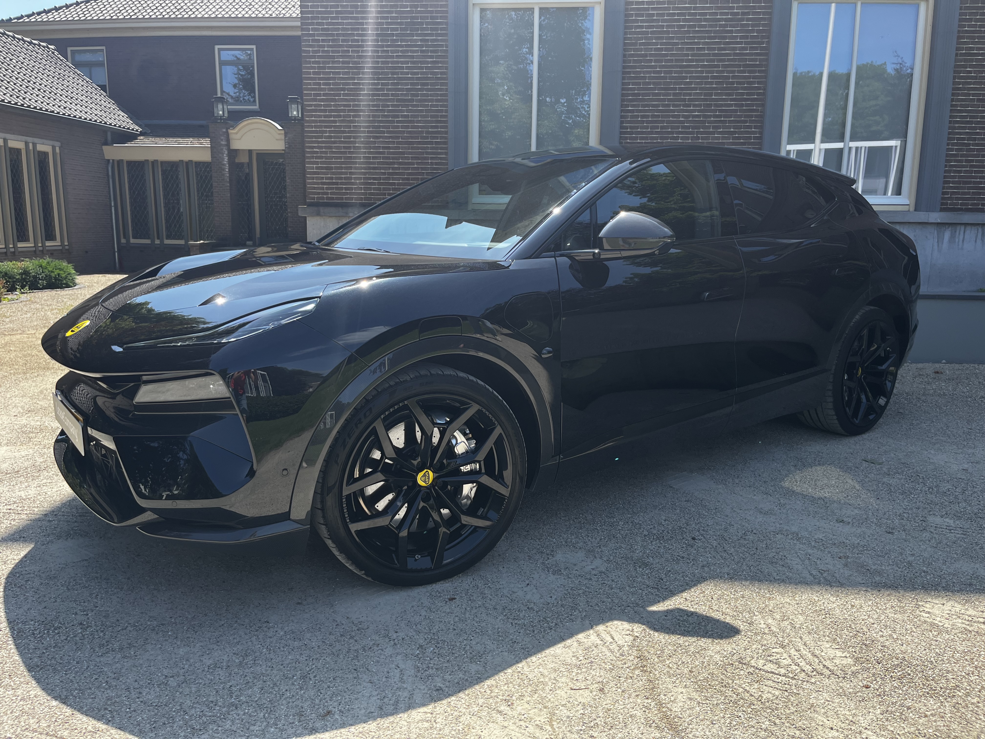 Lotus Eletre EDS 675 R auto 4WD
