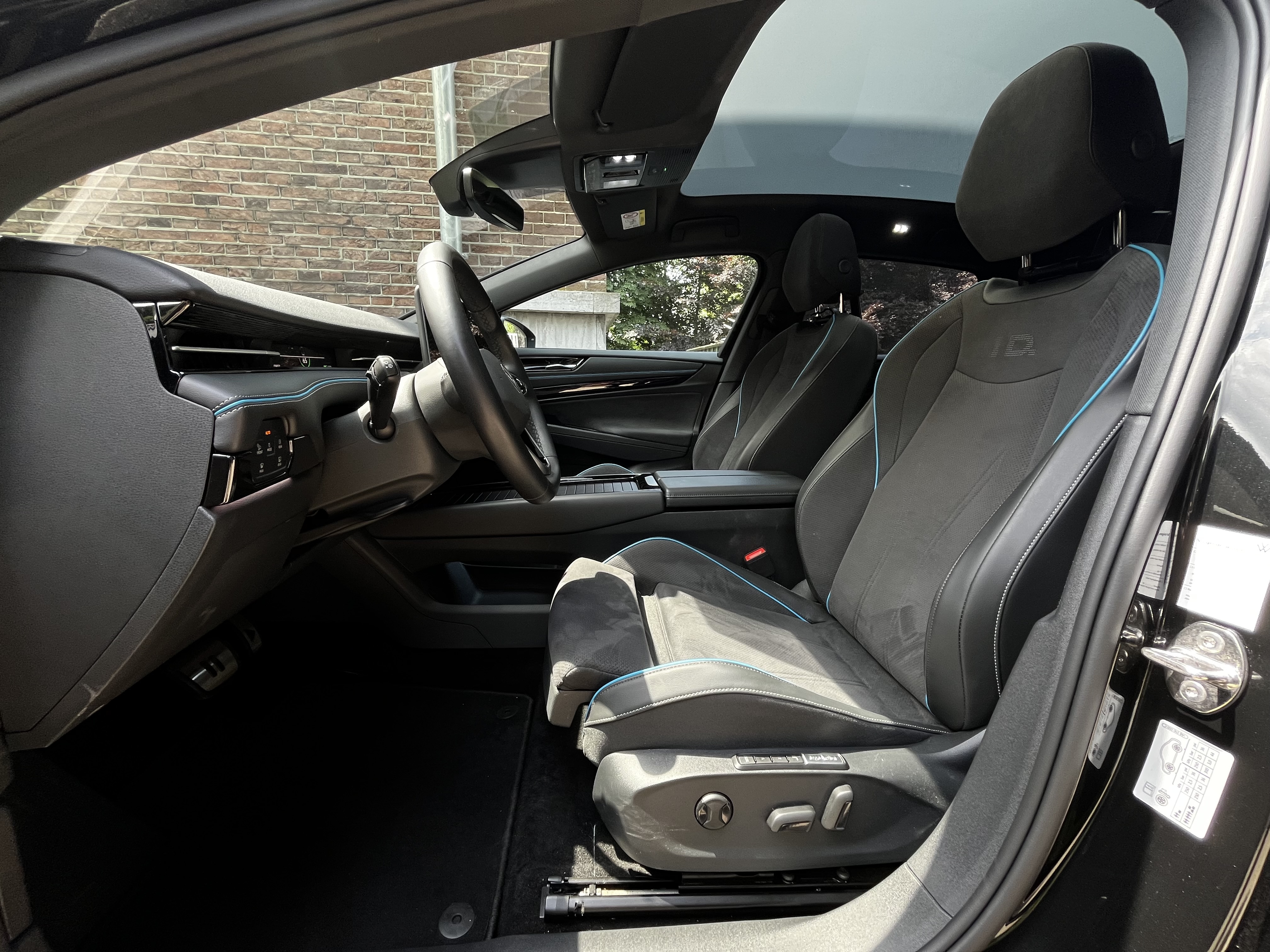 Volkswagen ID.7 210KW / 77KWH Pro Business foto 7
