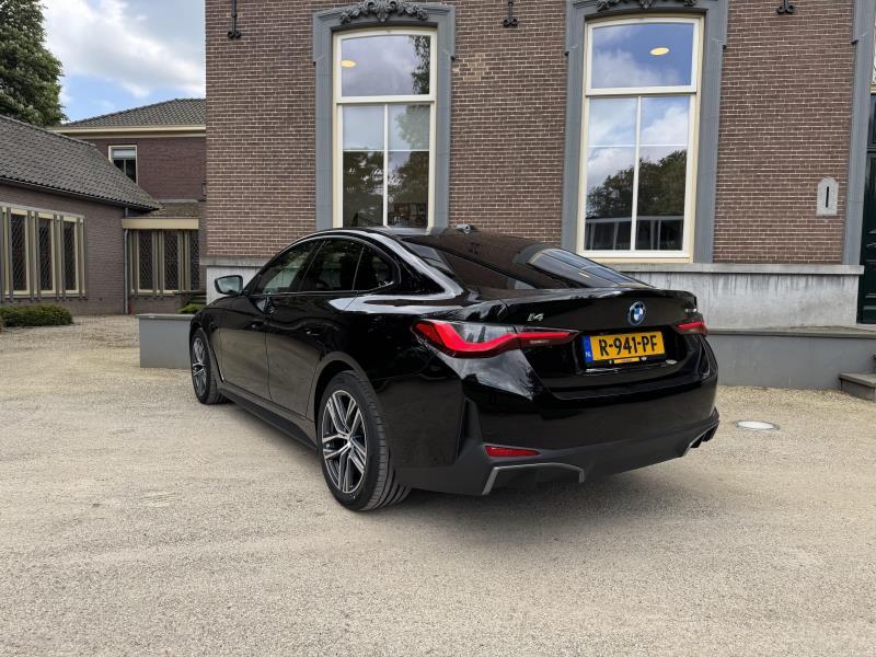 BMW i4 eDrive40 | Per direct beschikbaar | €2.000 Overnamebonus foto 3