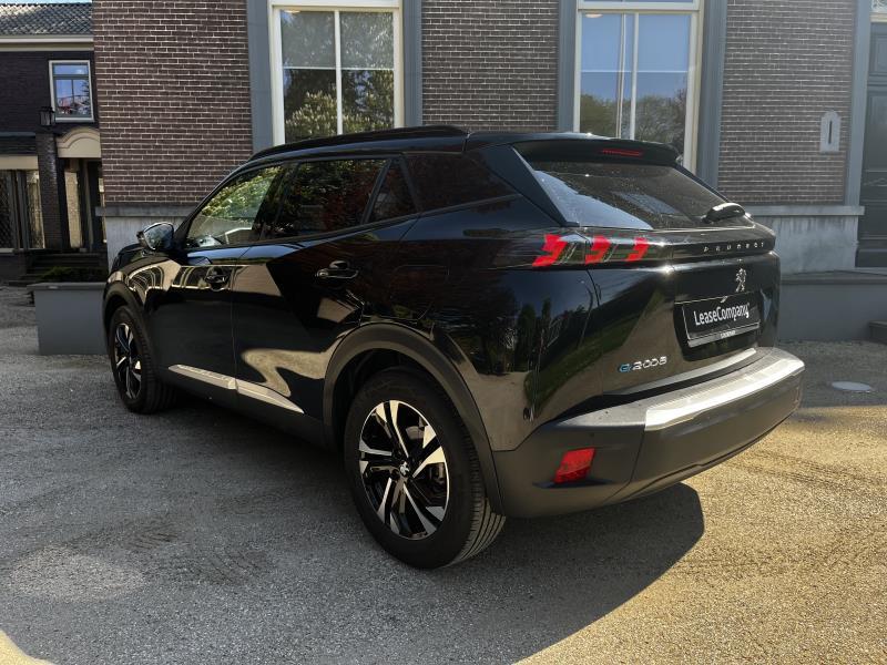 Peugeot e-2008 Allure Pack | Per direct beschikbaar | 16% bijtelling foto 3