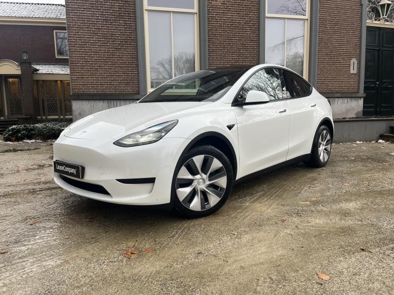 Tesla Model Y Standard Range RWD | per direct beschikbaar | 16% bijtelling