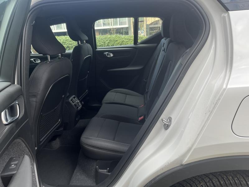 Volvo XC40 Recharge | per direct beschikbaar | €2.500 Overnamebonus foto 8
